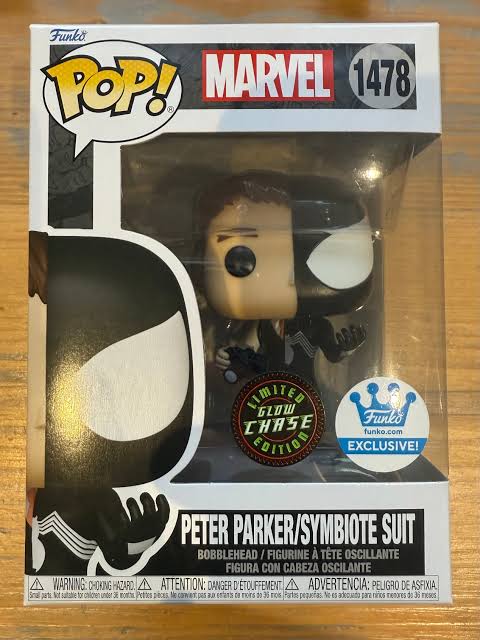 1478 Peter Parker/Symbiote Suit FE GLOW CHASE